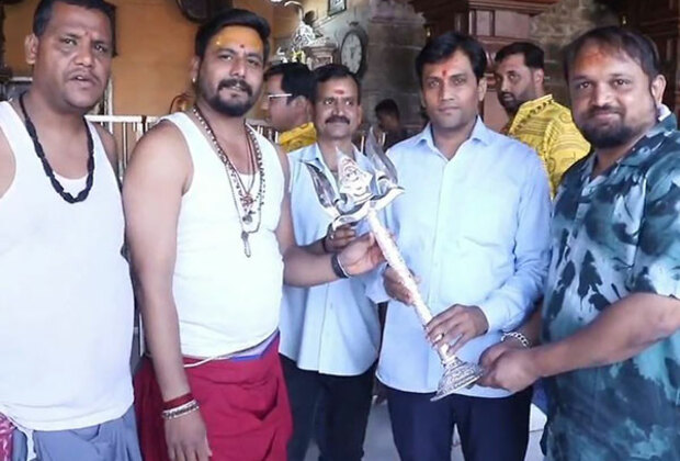 Ujjain: Silver trident offered to lord Mahakal by devotee from Gujarat on Shiv Navratri