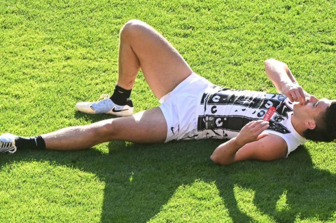 Magpies' McInnes likely to miss rest of AFL season