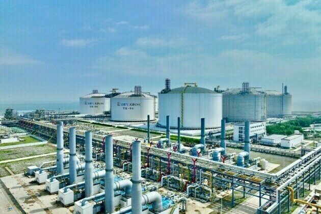 China's Largest LNG Storage Tank of 270,000 Cubic Meters Now in Operation