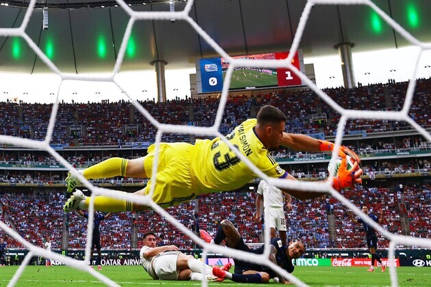 Spain's FIFA WC-winning star Simon, Arsenal's Raya, Argentina's Martinez headline 'Yashin Trophy' nominees for best goalkeepers