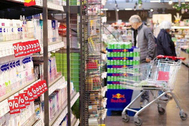 Economic Watch: German economy faces challenges as domestic industry under strains