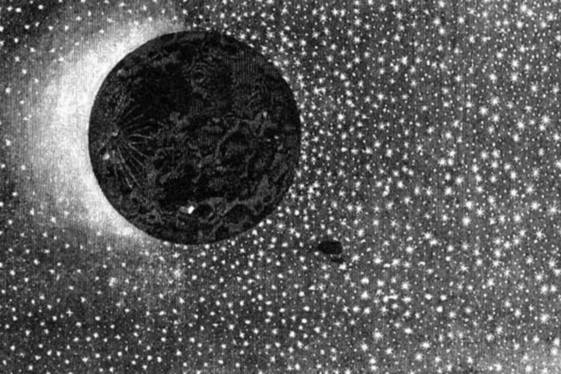 Three medieval tales about adventures to the Moon from around the world