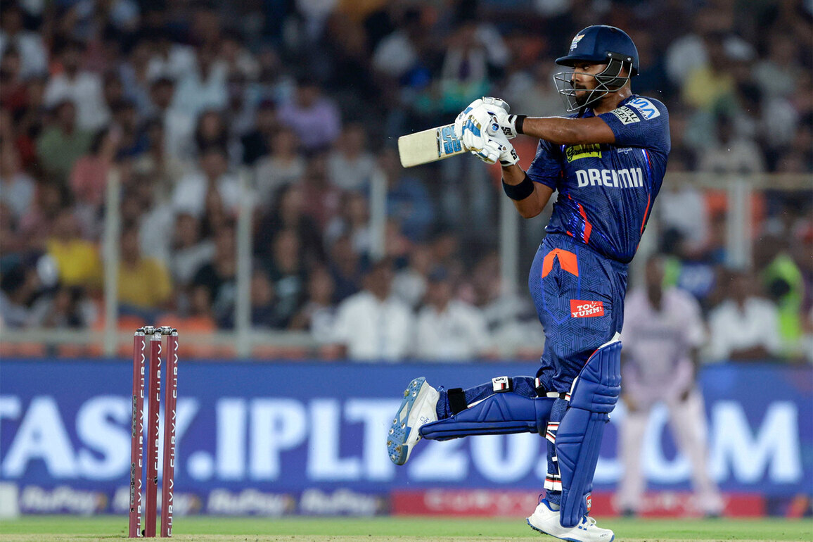 "LSG depend heavily on their overseas trio of batters": Lakshmipathy Balaji