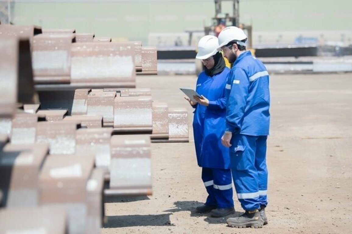EMSTEEL delivers high-quality U-type sheet piles for floating bridge across Suez Canal