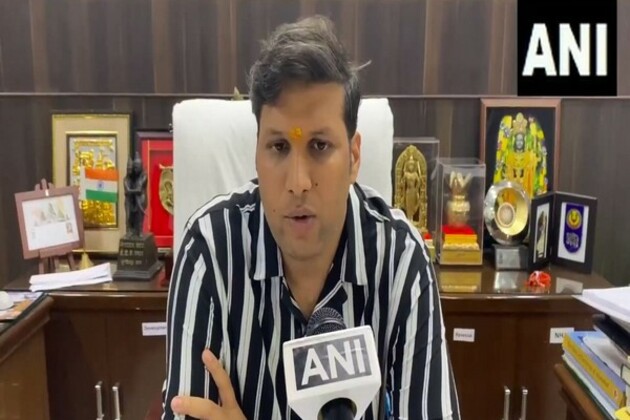 UP: Rising water level of Ganga, Yamuna increases risk of flood in Prayagraj