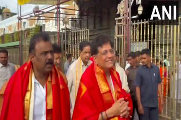 Union Minister Piyush Goyal offers prayers at Tirumala temple
