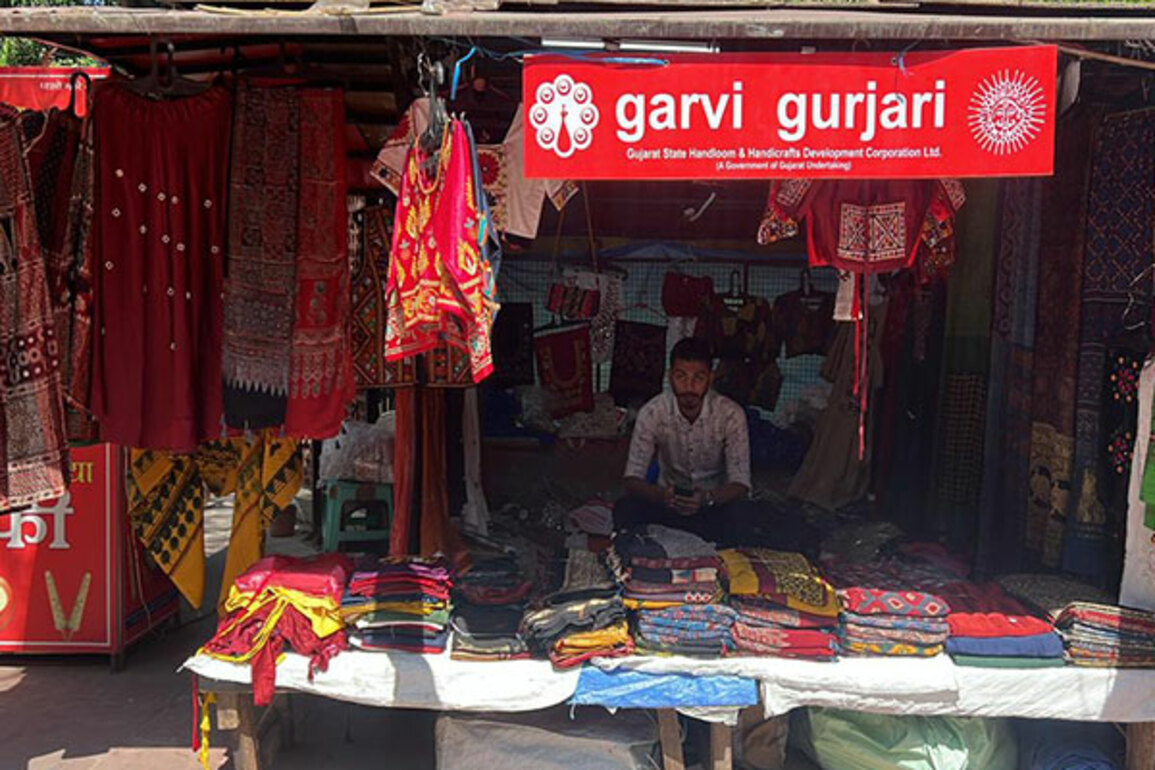 'Garvi Gurjari' empowers rural artisans, achieves record Rs 31.47 crore sales for second consecutive year in 2024-25