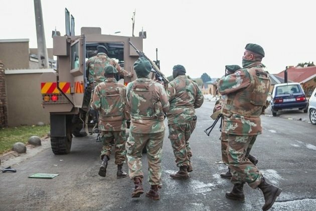 #UnrestSA: Internal SANDF deployment to be reduced to 10 000