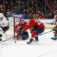 Alex Ovechkin tallies winner as Capitals slip past Kings