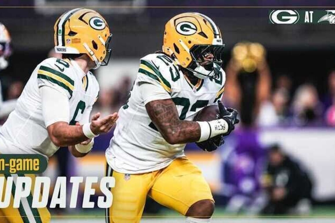 Vikings lead Packers 13-0 after three quarters