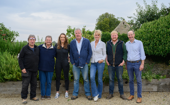 Alan townsend gerald cooper annie gray jeremy clarkson lisa hogan kaleb cooper charlie ireland clarkson s farm series 4 ellis o brien prime video 580x358.jpg