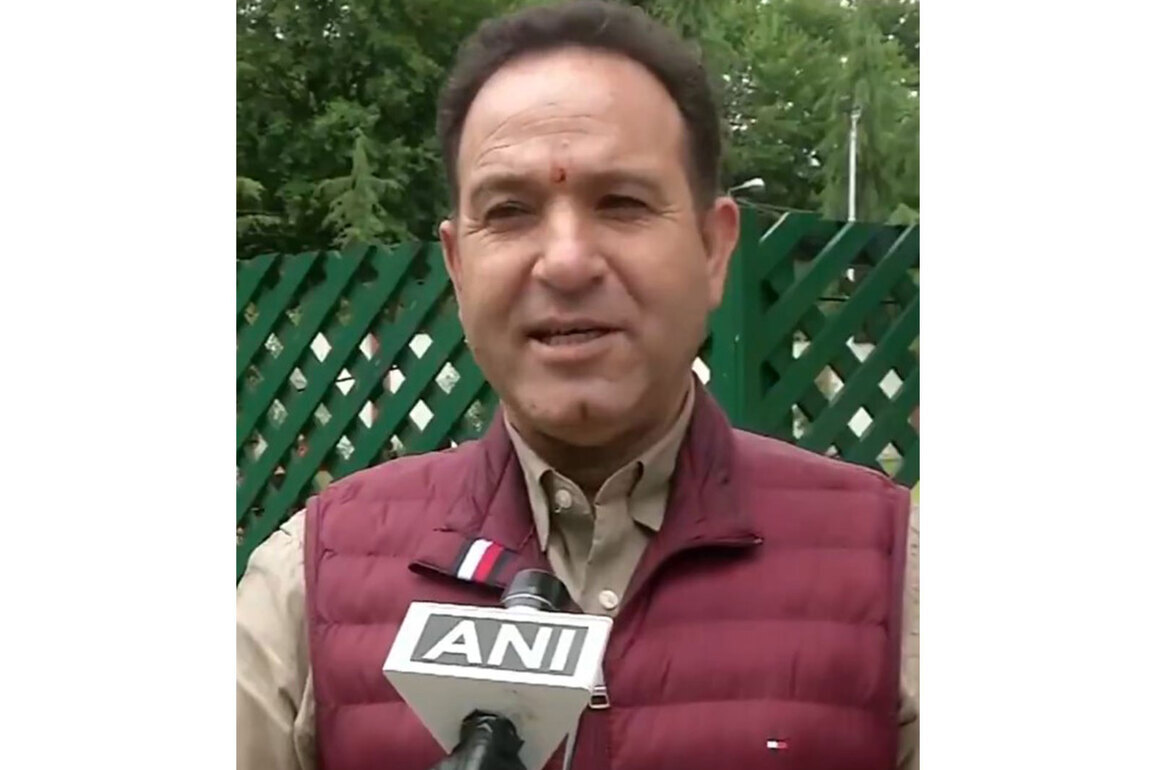"People struggling with water crisis, CM Sahib is enjoying vacation abroad": J-K LoP slams Omar Abdullah