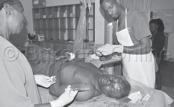 Abasawo nga bakola ku Sserubowa. Abasawo nga bakola ku Sserubowa.