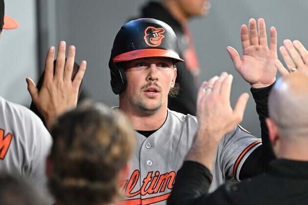 Orioles, flying high, look to soar past Blue Jays