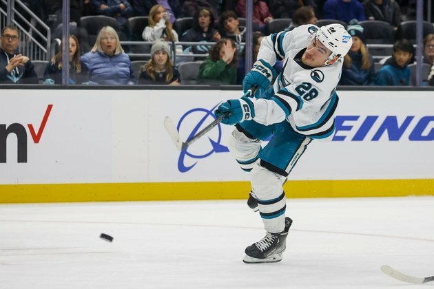 Kings, Sharks seek consistency after tough losses