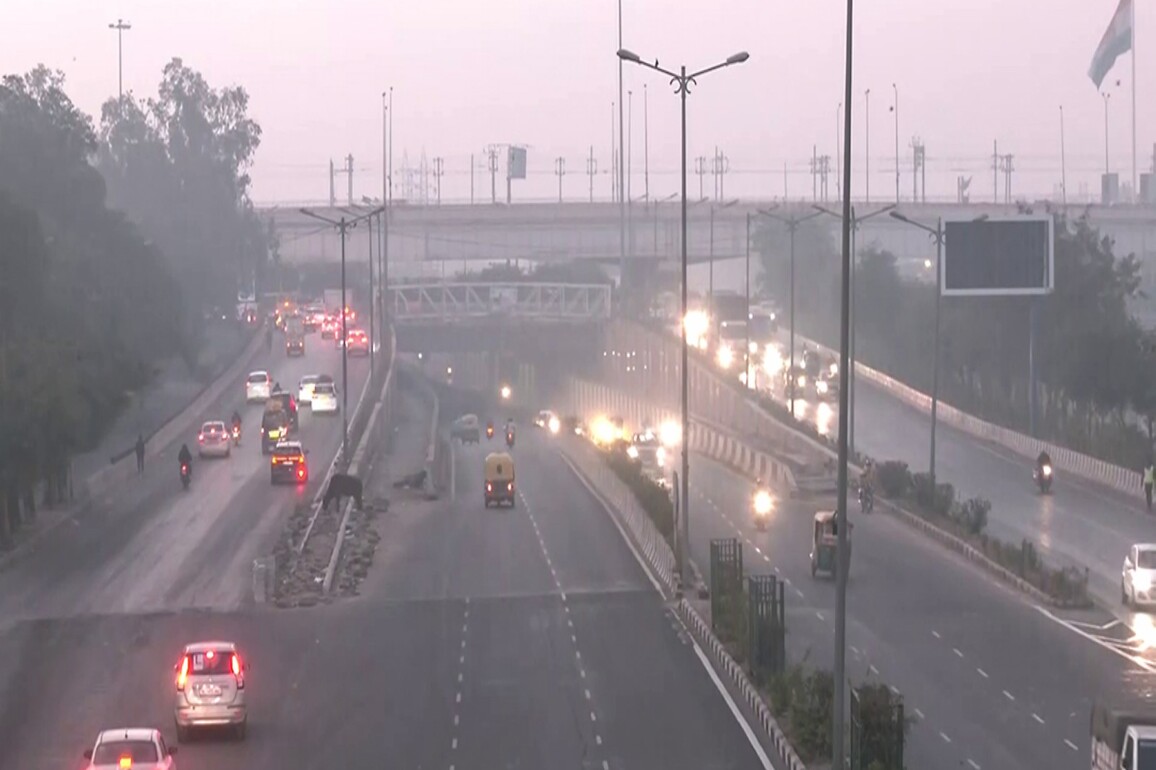 Centre launches initiatives to tackle Delhi's toxic air, sees 200 good air quality days in 2025: Ministry