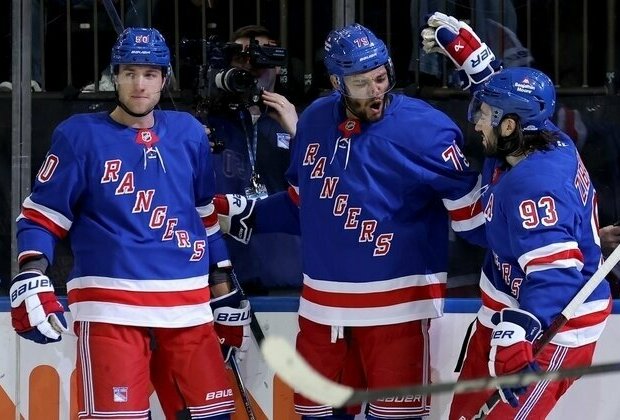 Rangers look for continued success vs. rival Islanders