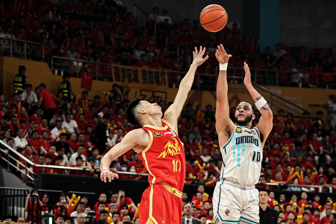 (SP)CHINA-HANGZHOU-BASKETBALL-CBA-ZHEJIANG VS QINGDAO (CN)