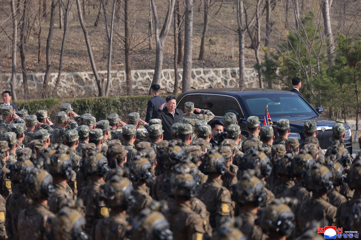 DPRK-KIM JONG UN-SPECIAL OPERATIONS UNITS TRAINING-OVERSEEING