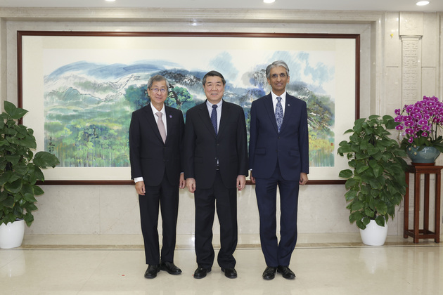 CHINA-BEIJING-HE LIFENG-TEMASEK-CHAIRMAN-MEETING (CN)