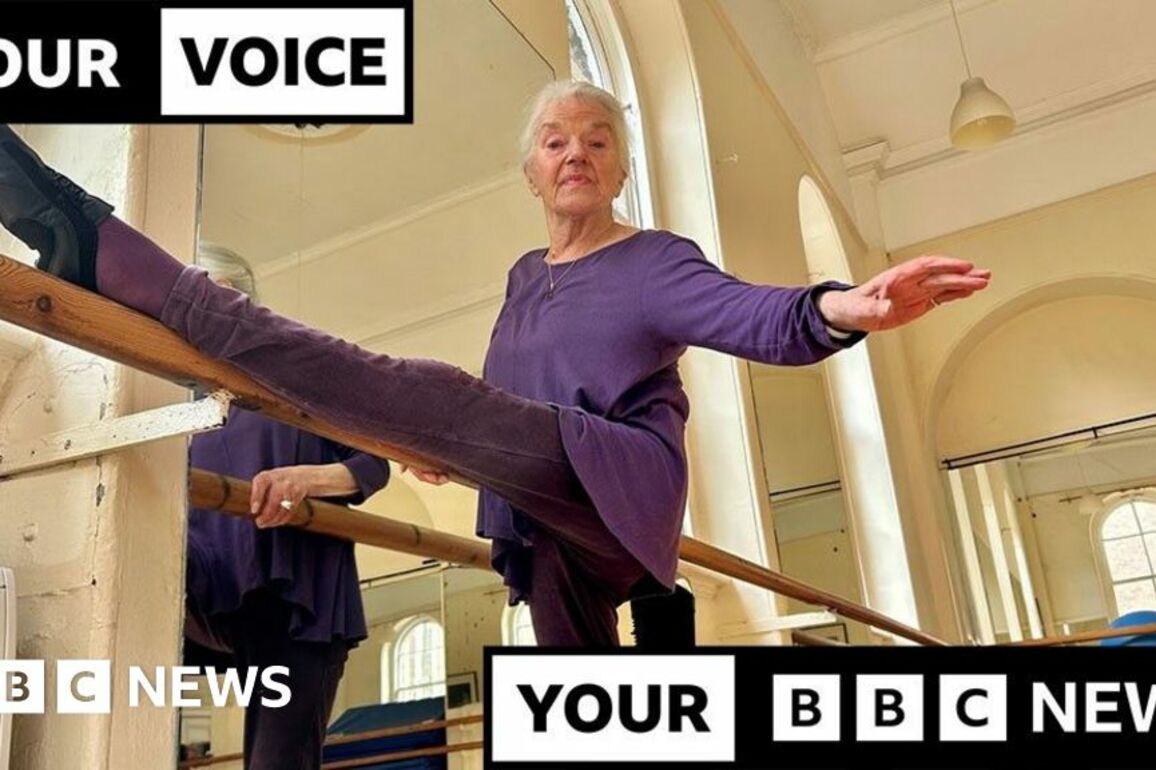 Ballet teacher hangs up her shoes aged 89 as students hail 'end of an era'
