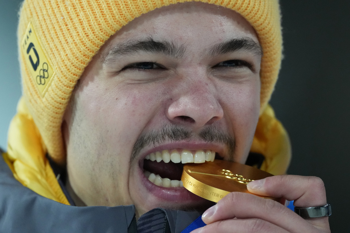 (MICO2026)ITALY-PREDAZZO-MILAN-OLYMPIC WINTER GAMES-SKI JUMPING-MEN'S NORMAL HILL INDIVIDUAL-AWARDING CEREMONY