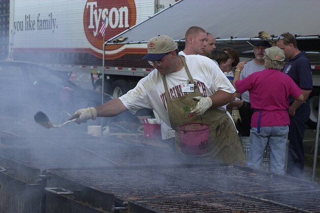 Tyson lowers forecast on widening losses in beef segment