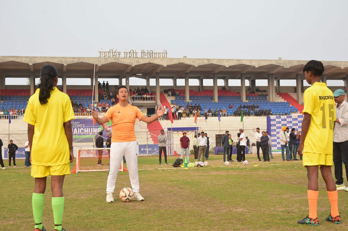 Former India football captain Bhaichung Bhutia mentors young athletes at Khel academy in Korba