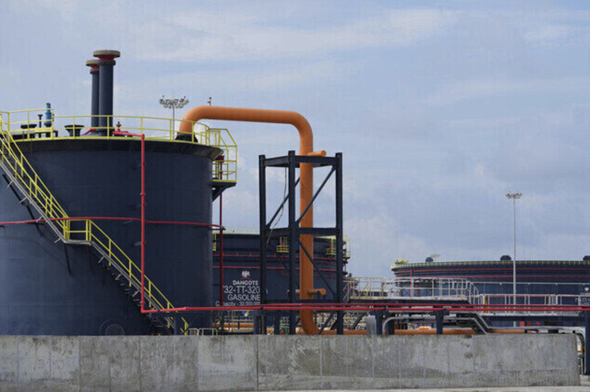 Nigeria gripped by legal battle over fuel imports