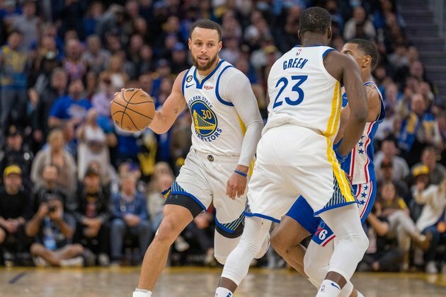 Warriors, Wolves meet looking to improve playoff stock