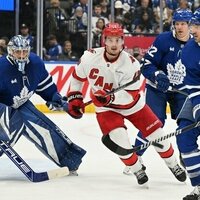 Maple Leafs build big lead, finish off Hurricanes