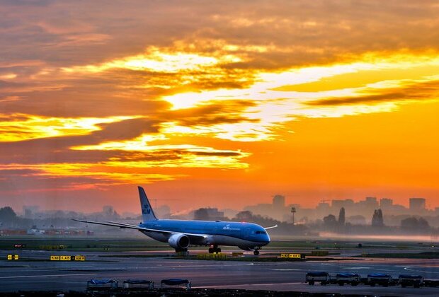 EU airline&#039;s boss wants Chinese to pay for flying over Russia