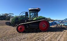 Oldaker discusses the ballasting on a Fendt 1162 Vario MT twin track tractor.