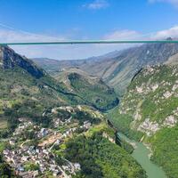GloriousGuizhou | World's highest bridge boosts local tourism in Guizhou