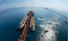 Primeiro embarque de minério de ferro de Simandou