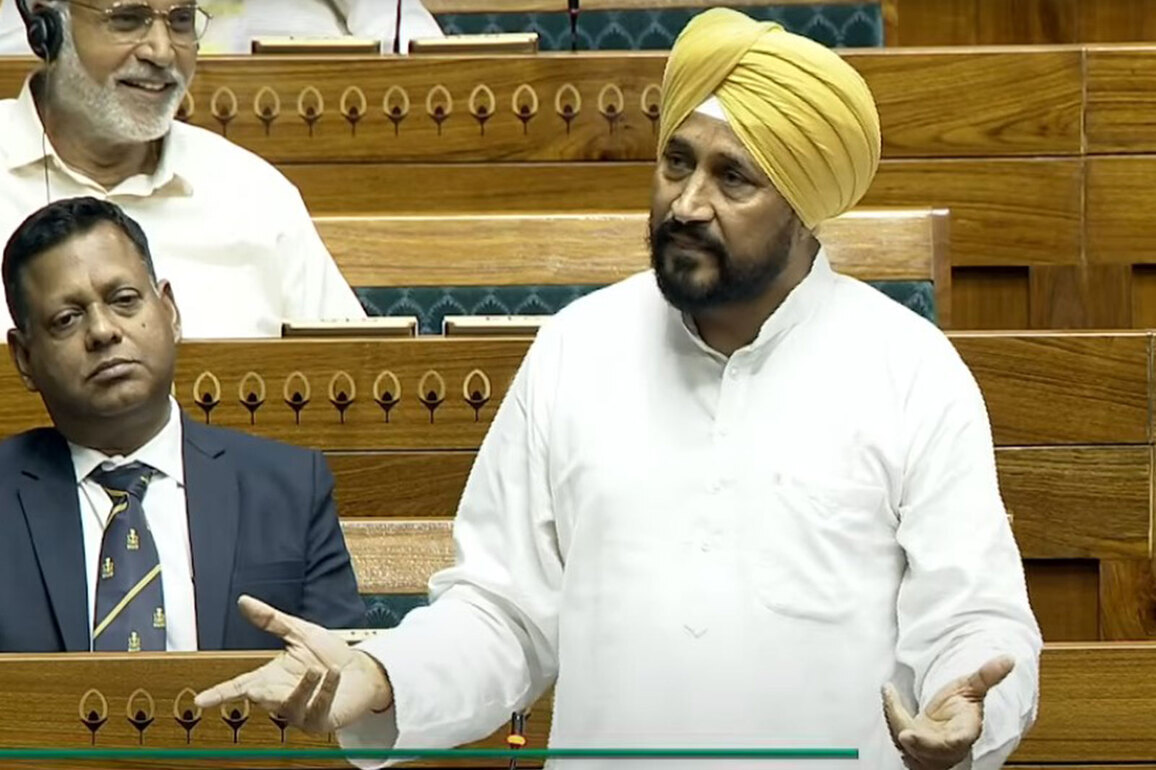 Goverment tries to suppress voice of opposition in Parliament: Congress leader Charanjit Singh Channi