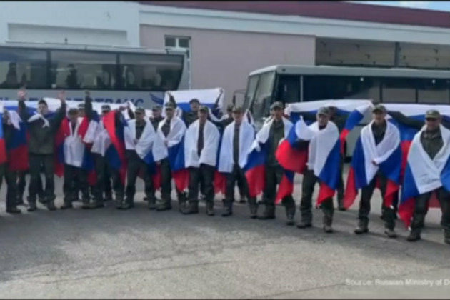 Group of Russian soldiers returned from Ukrainian captivity - MOD (VIDEO)