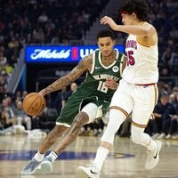 Stephen Curry-less Warriors hang on for win over Bucks