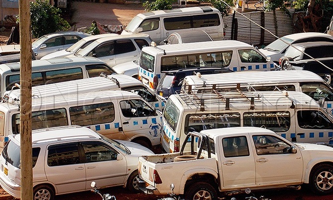 Police impound over 100 vehicles Police impound over 100 vehicles