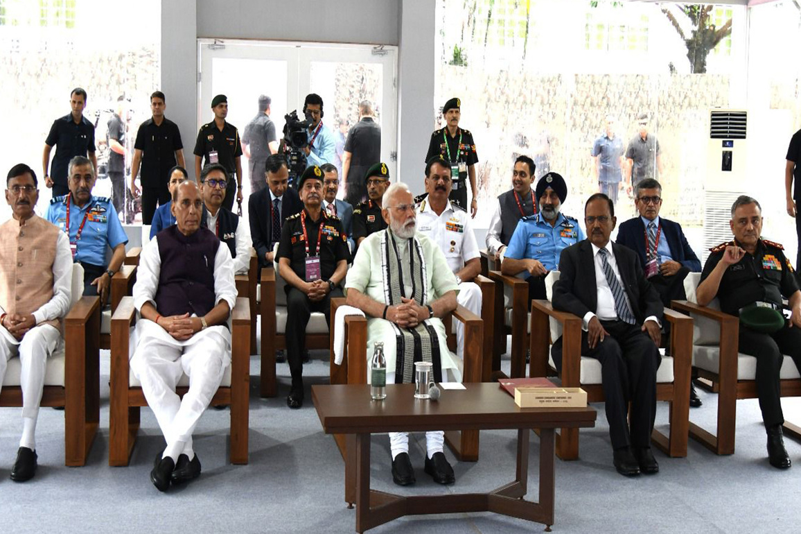 PM Modi attends 16th Combined Commanders' Conference 2025 in Kolkata