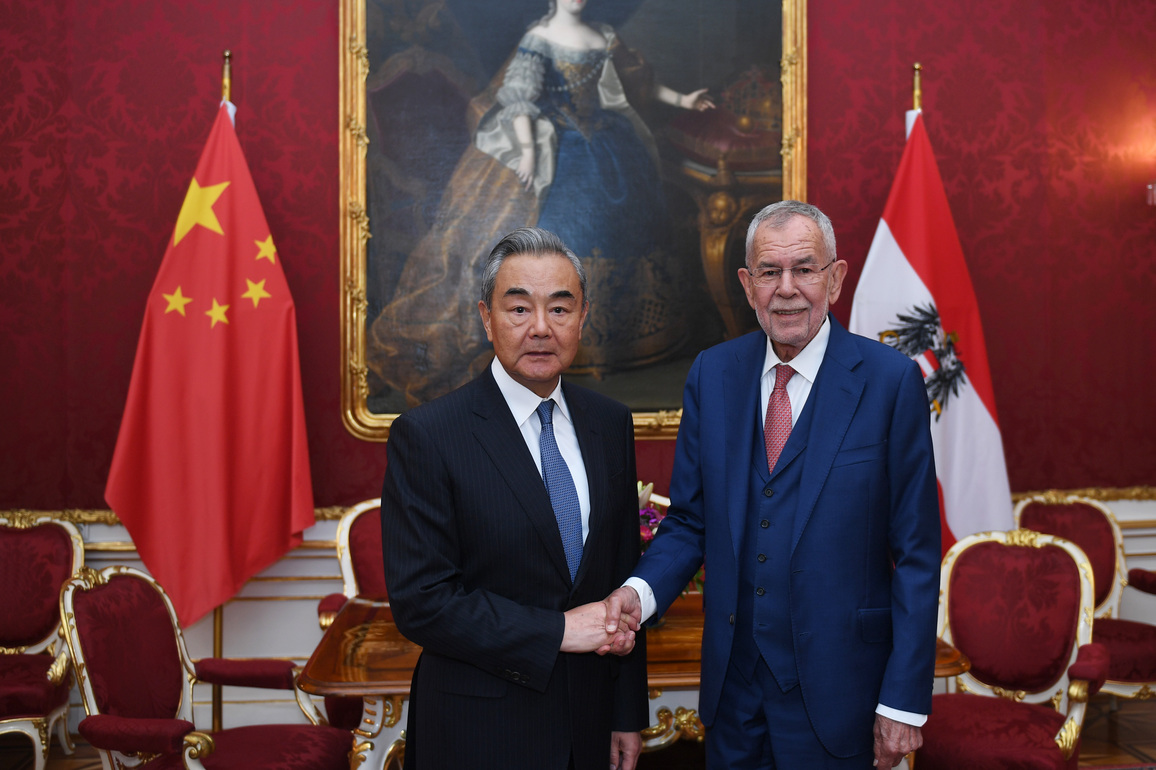 AUSTRIA-VIENNA-PRESIDENT-CHINA-WANG YI-MEETING