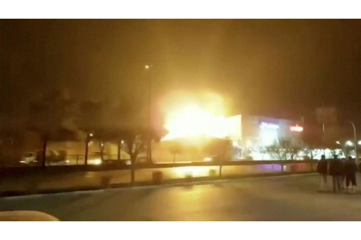 Isfahan targeted in fresh dawn raids as thick smoke rises over central Iran