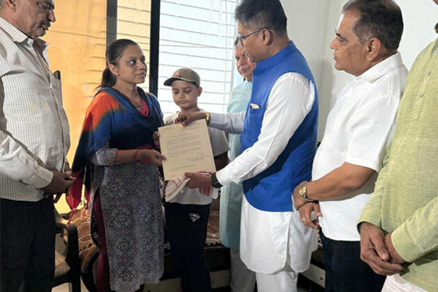 Gujarat: Assam Minister Pijush Hazarika meets family of Pahalgam terror attack victim in Surat