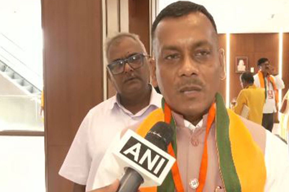 "While Left and Congress have ideologies, TMC possesses nothing," says BJP's Tigga, claims Trinamool has no future