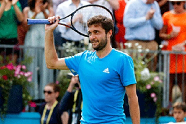 Simon stuns top seed Medvedev in Marseille