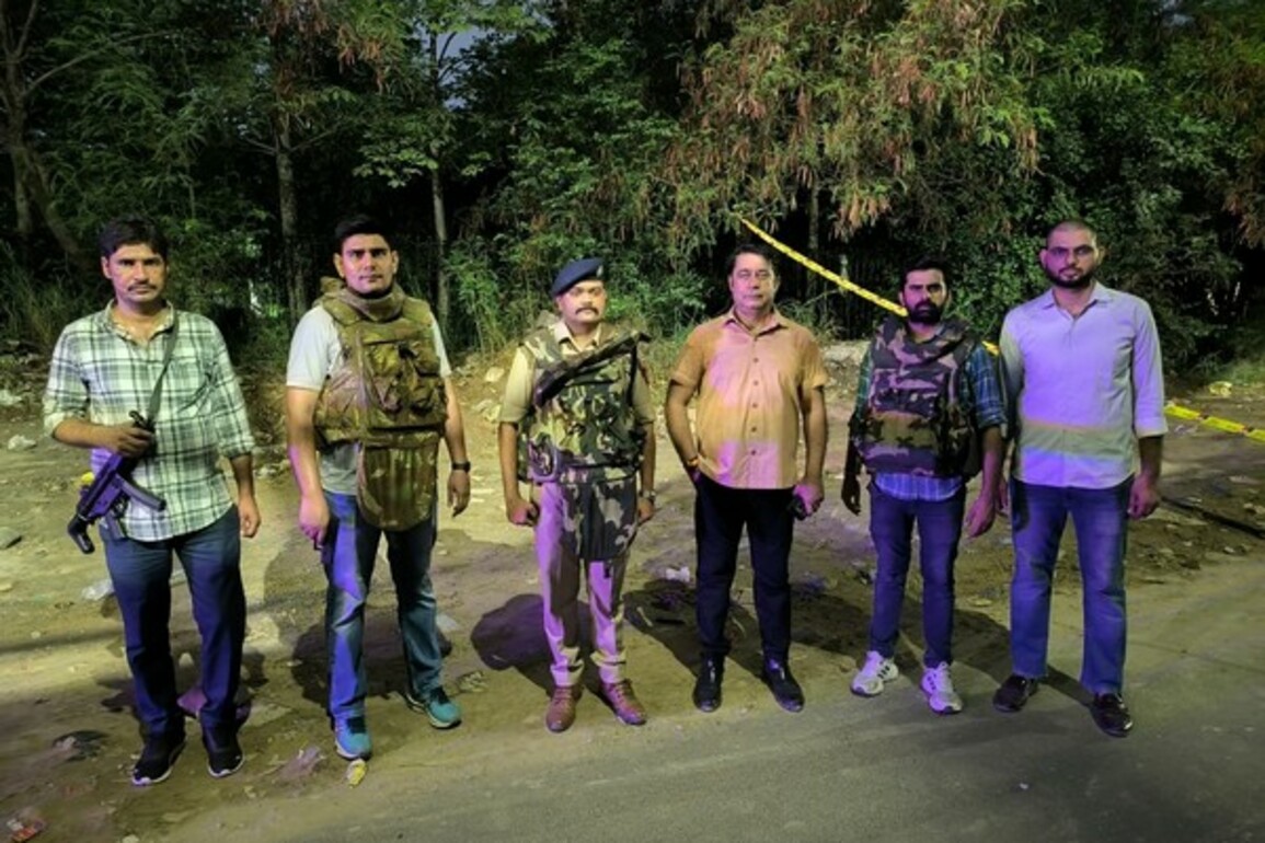 Delhi: Convicted criminal gets injured in police encounter near Sarai Kale Khan