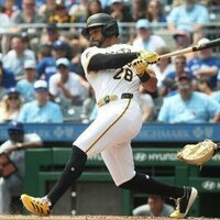 Johan Oviedo, Tommy Pham propel Pirates past Jays
