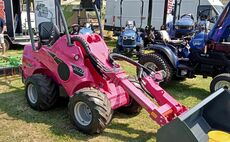 Dealer paints Avant 640 pink for charity to mark release of new film 