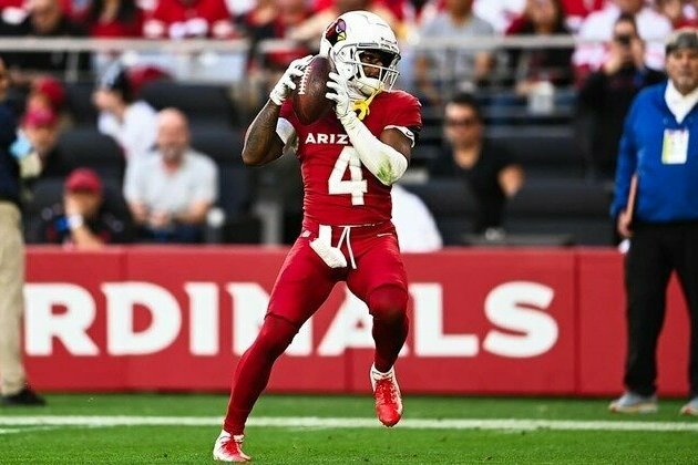 Greg Dortch Signs His Tender Offer To Return To Cardinals