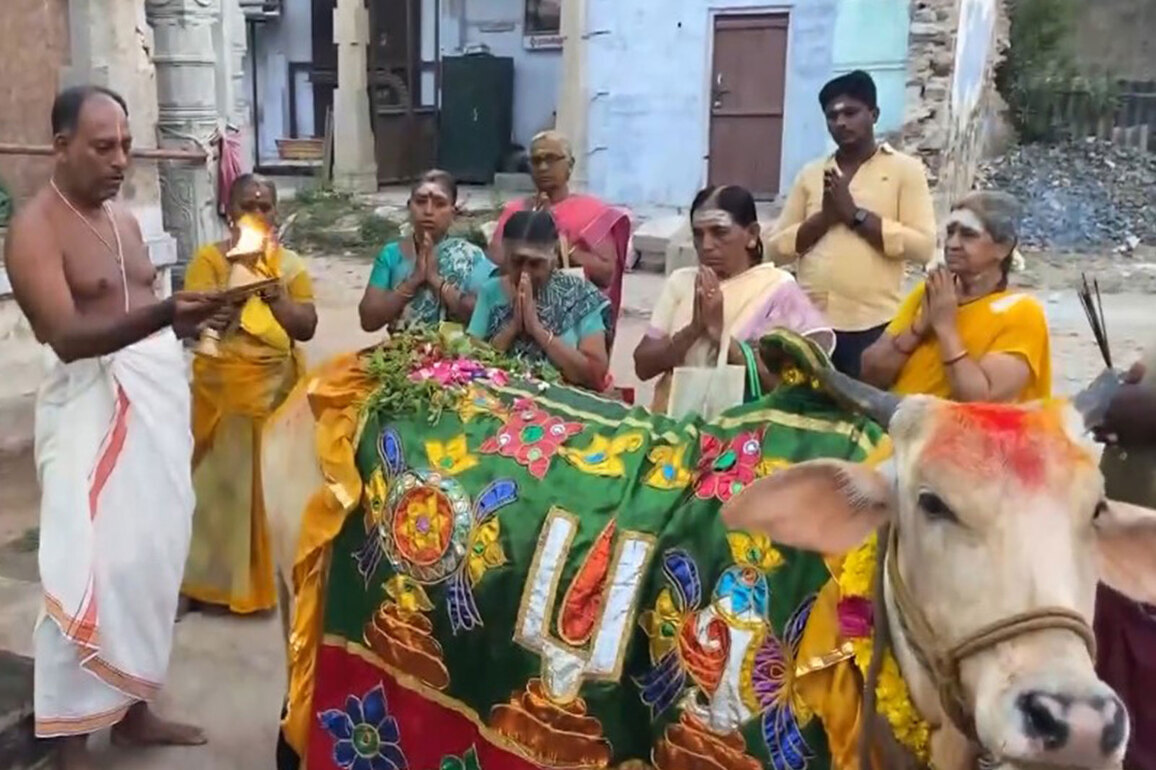 Devotees offers prayers in temples across South India on Ugadi